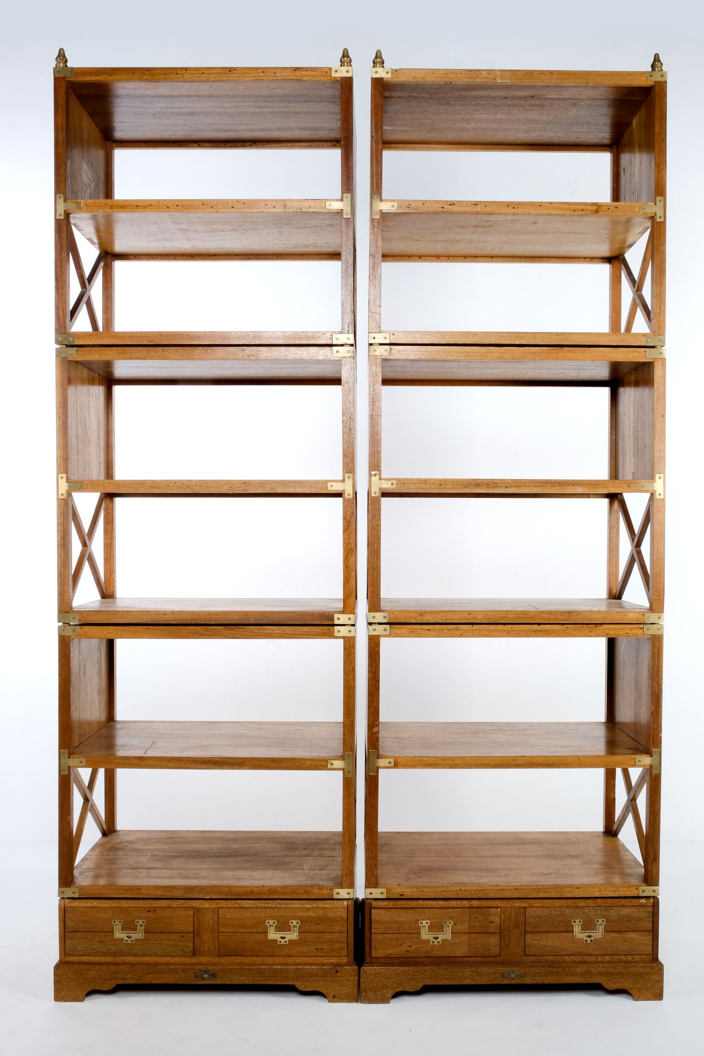PRIZMIC & BRILL MODULAR SHELVES