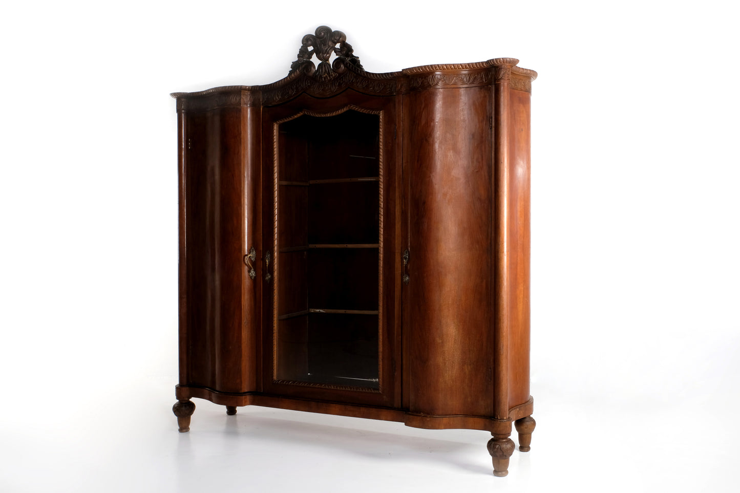 ANTIQUE FRENCH ARMOIRE