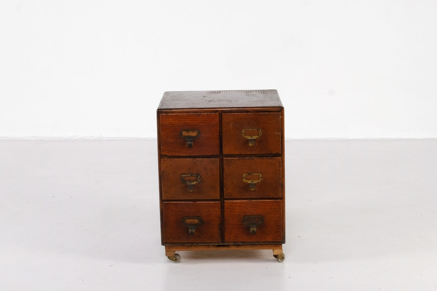 ANTIQUE FILING CABINET/SIDE DRAWERS