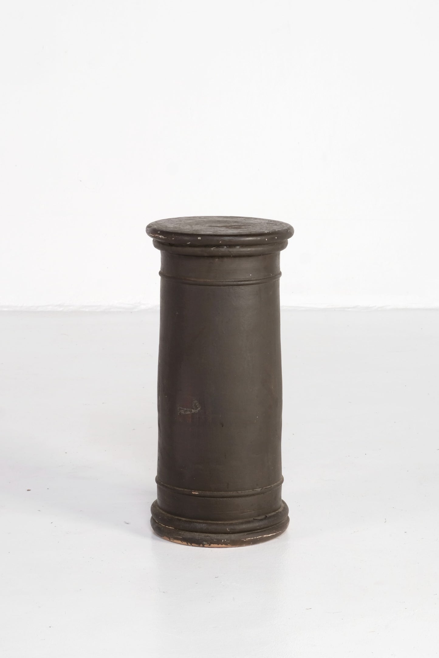 TUSCAN STYLE PEDESTAL