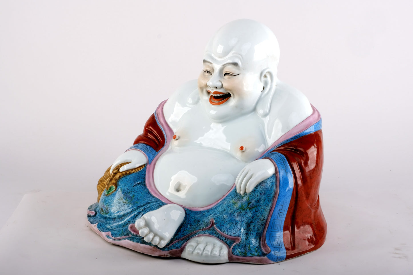 HAPPY SITTING BUDDHA