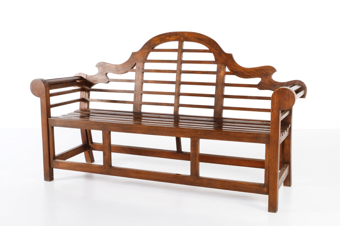 ANTIQUE REGAL MARLBORO 3-SEATER BENCH