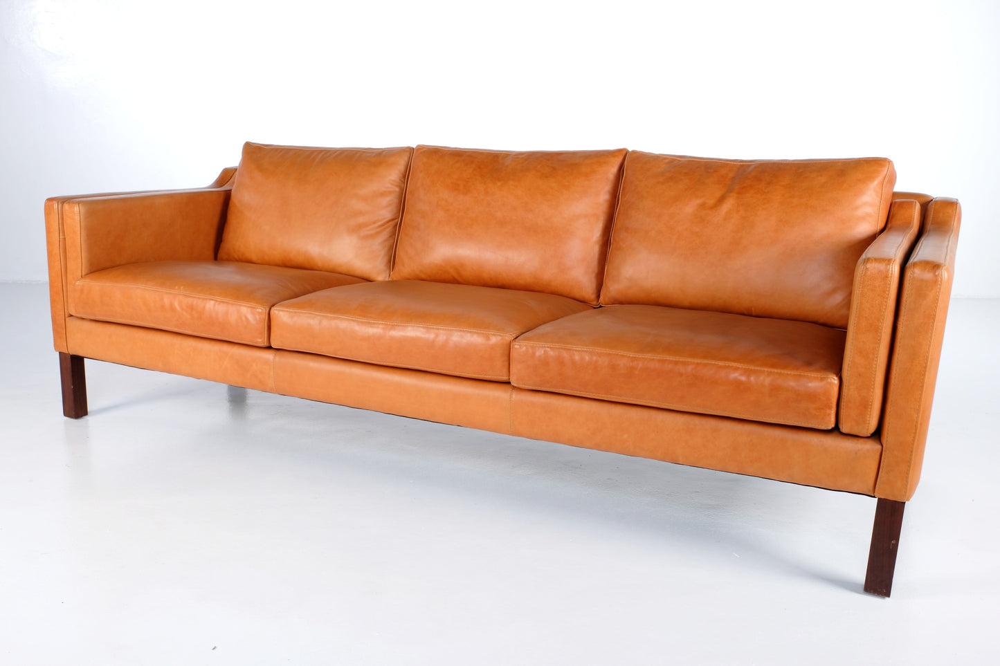 TIMELESS JMSTYLE 2334 MOGENSEN COUCH