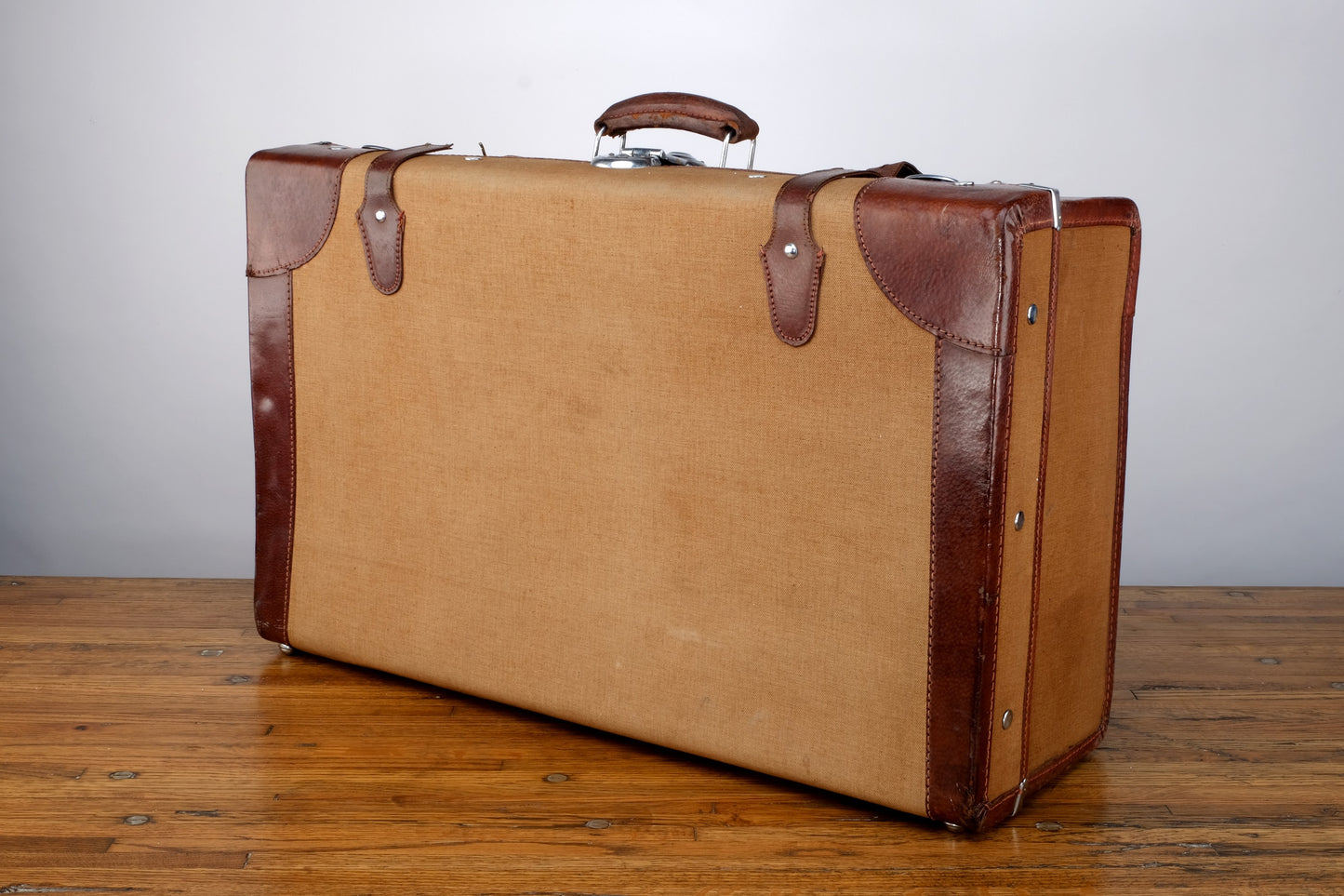 BOARDER LEATHER LUGGAGE