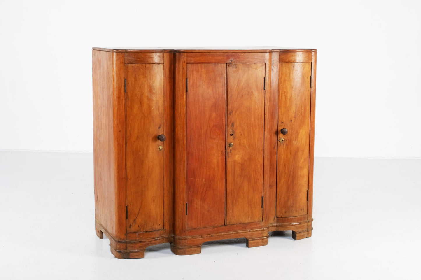 WOOD CUPBOARD / CONSOLE CABINET