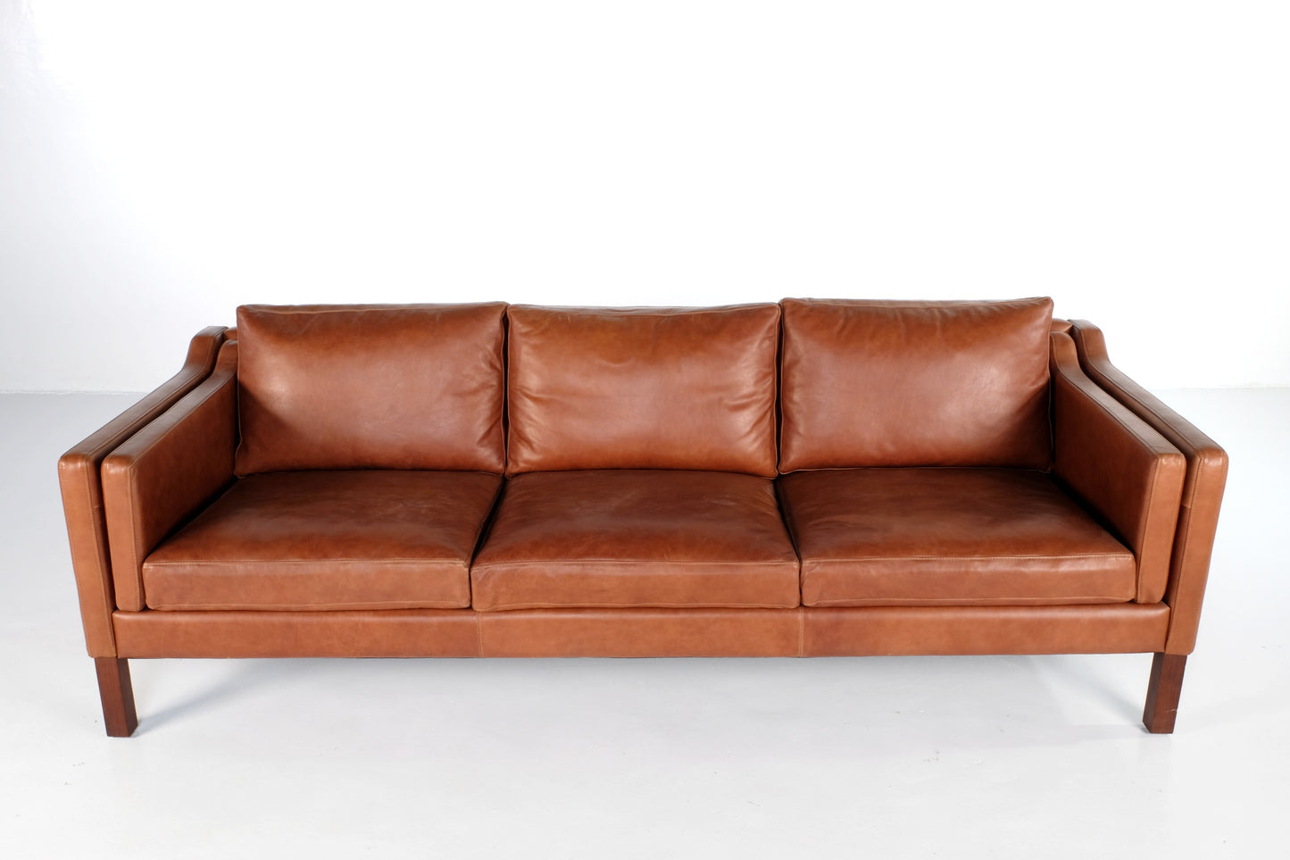TIMELESS JMSTYLE 2334 MOGENSEN COUCH