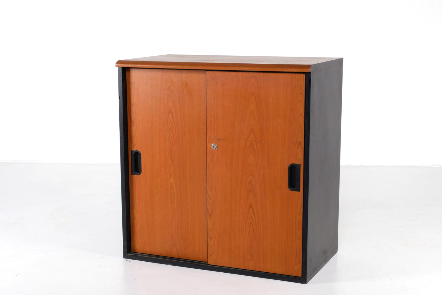 MODERN SLIDING DOUBLE DOOR OFFICE CUPBOARD