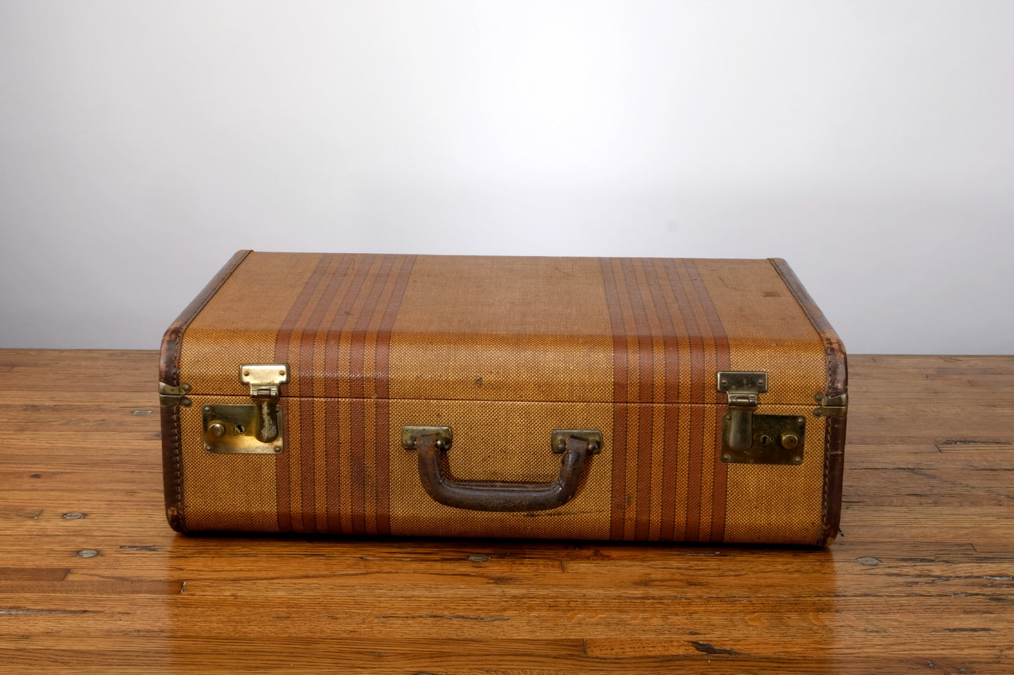 LINED LUGGAGE