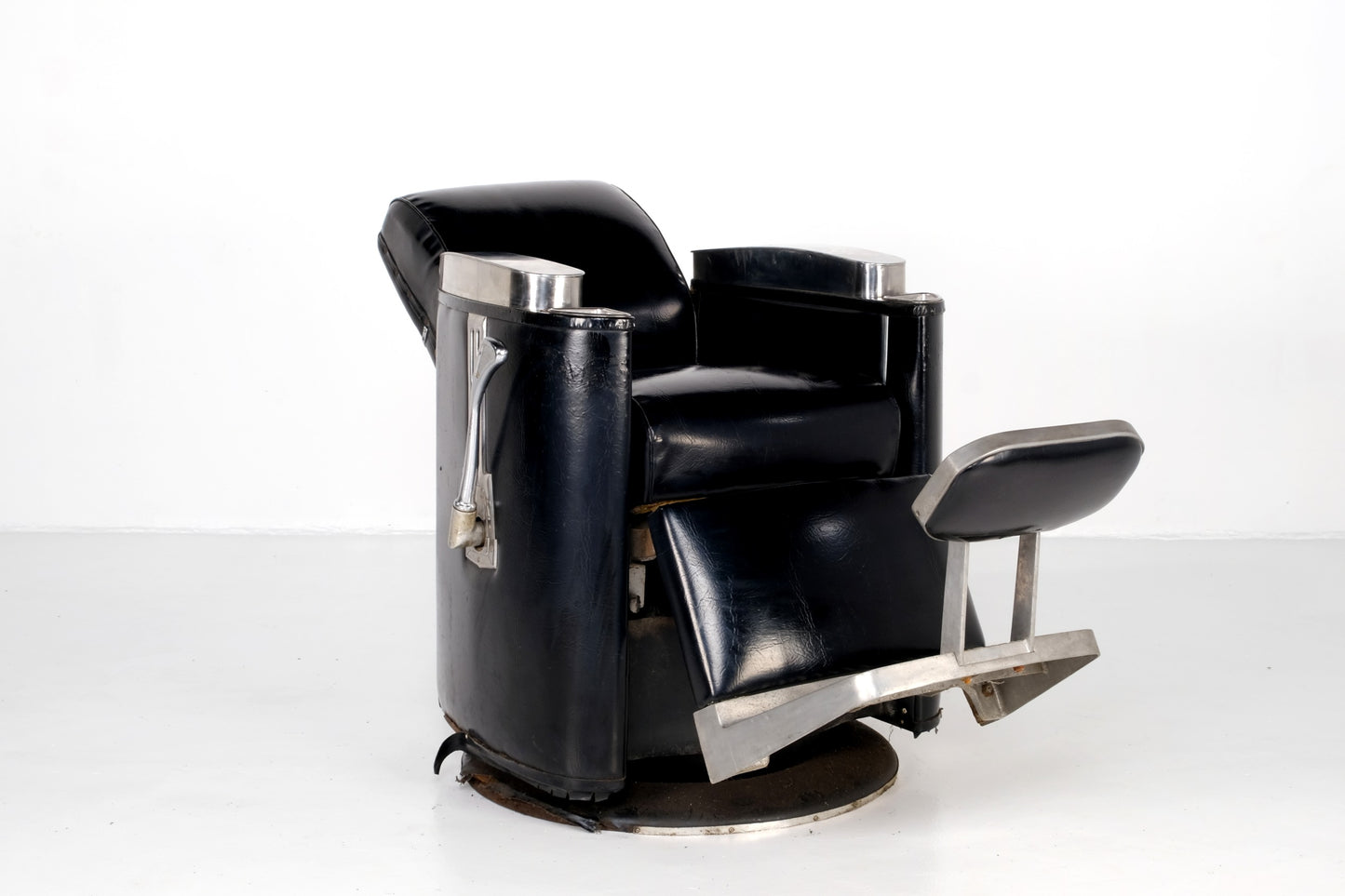 ARTDECO KOKEN PRESIDENTIAL BARBER’S CHAIR
