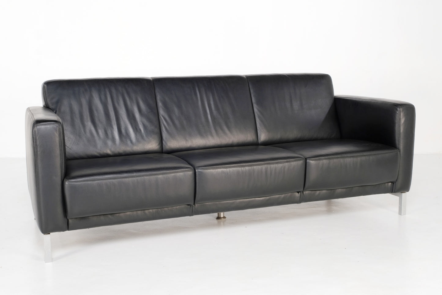 BLACK LEATHER KOINOR COUCH