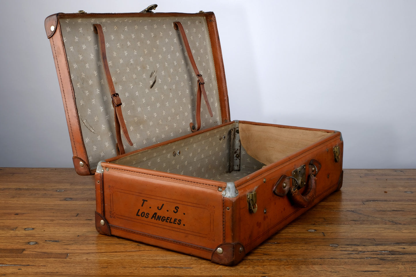 T.J.S LUGGAGE