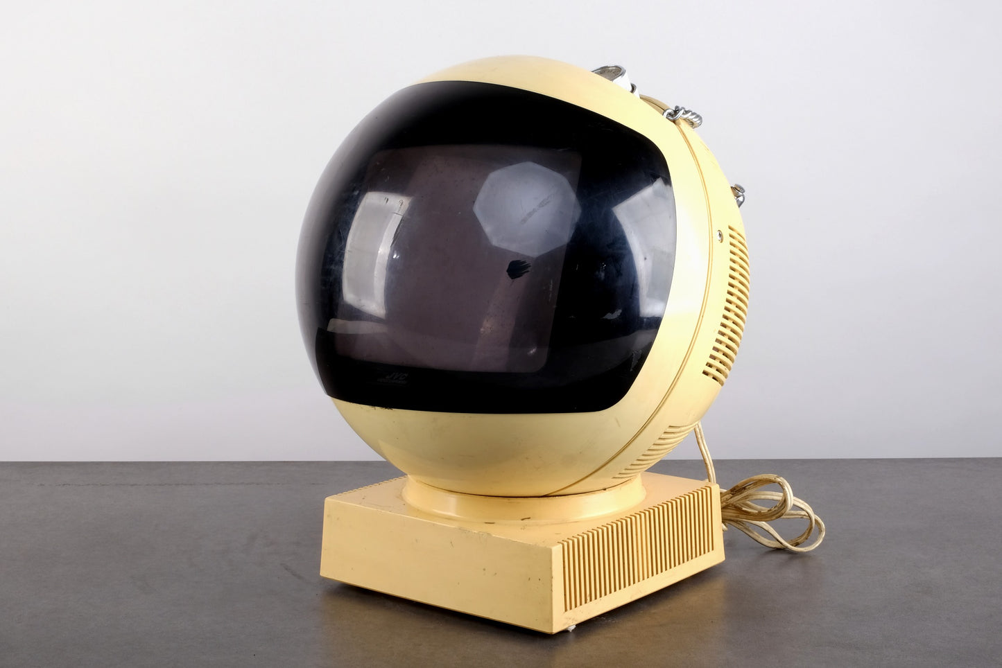JVC