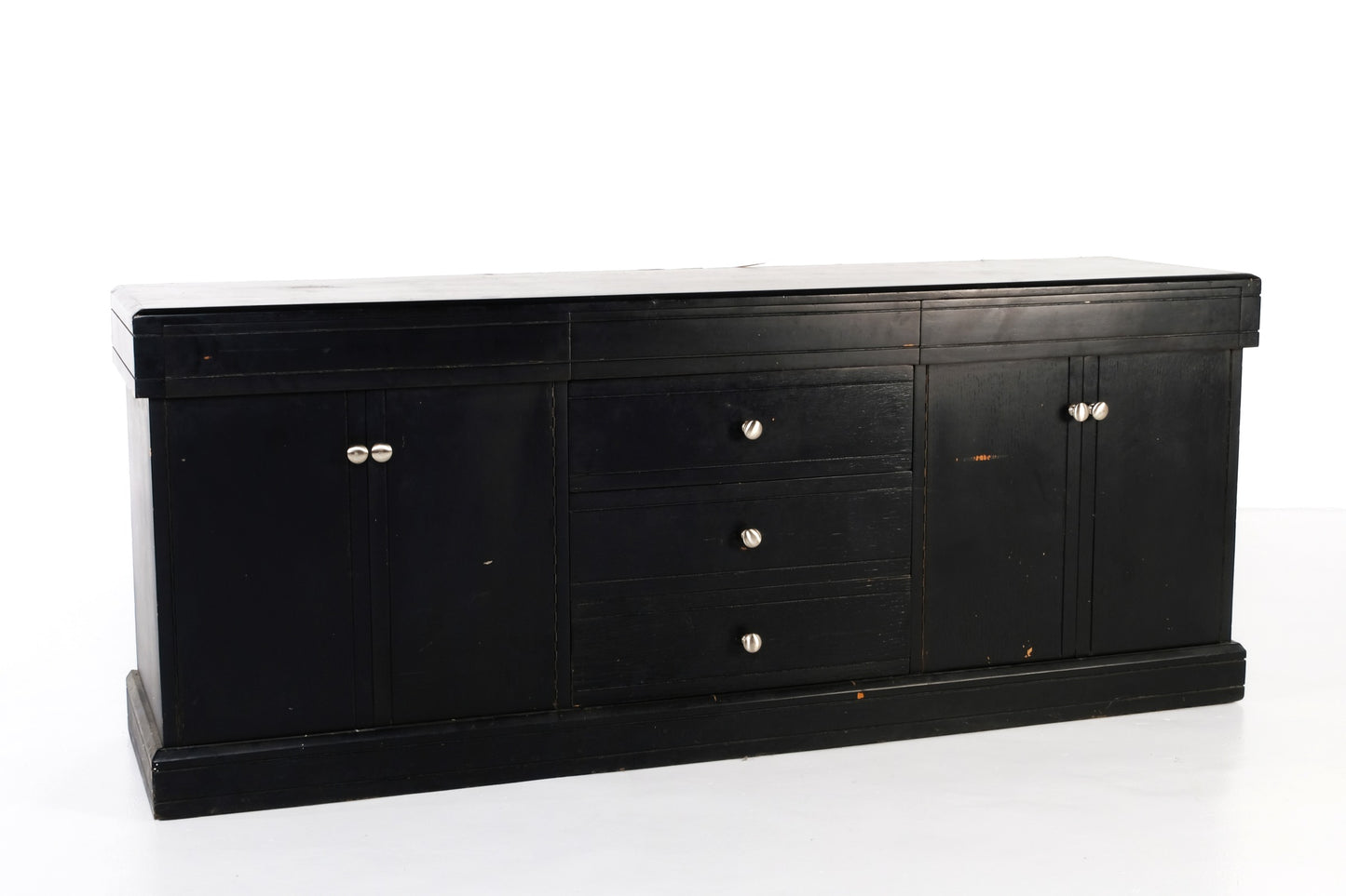 MODERN SIDEBOARD