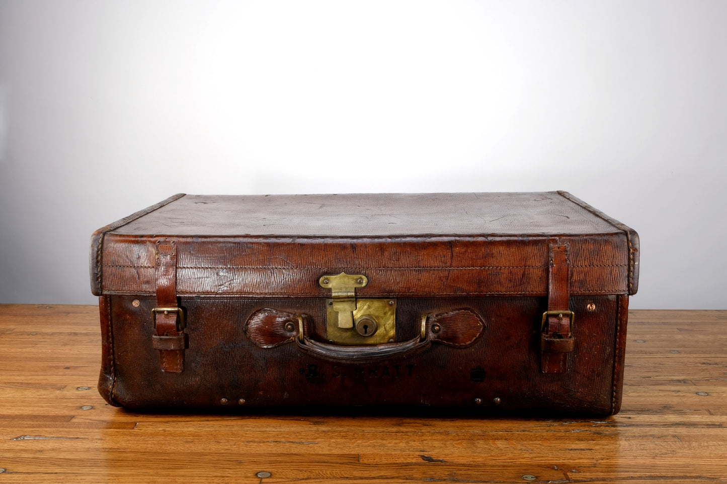 R.S PRATT LUGGAGE