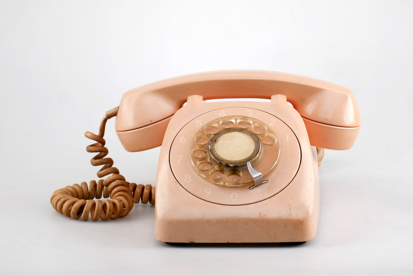 SALMON DESK PHONE