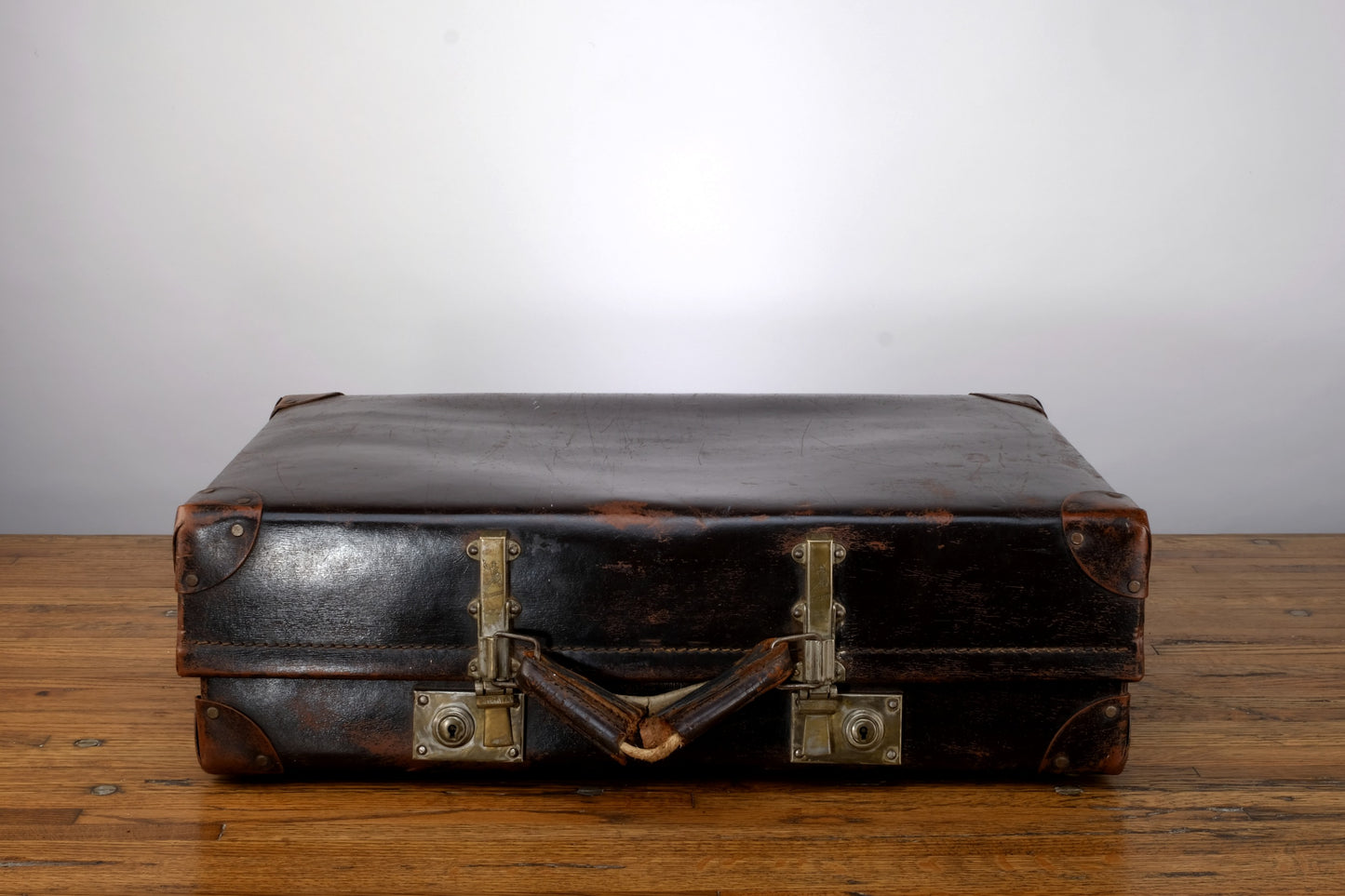 REVELATION RETRO LUGGAGE
