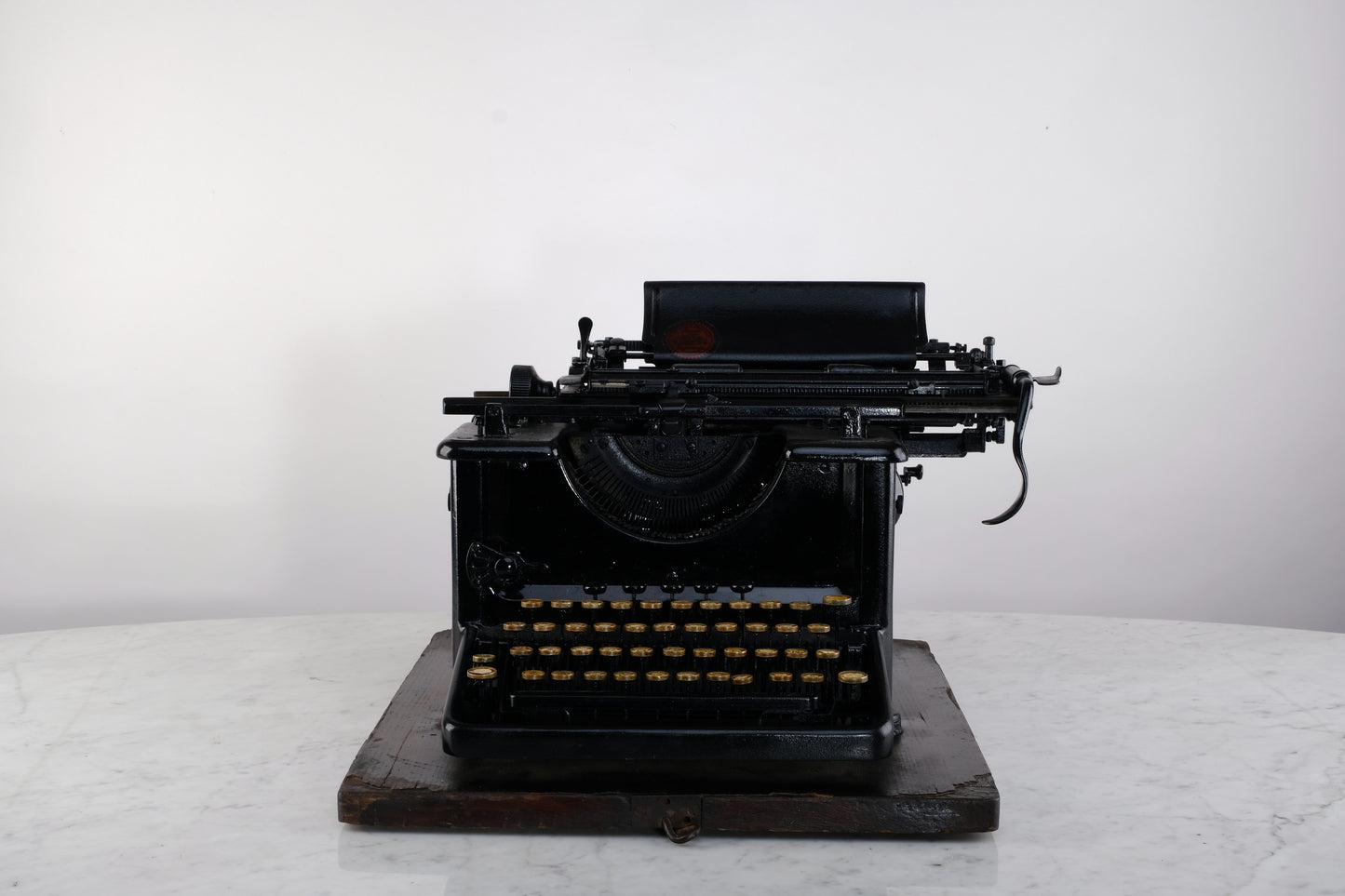 CLASSIC REMINGTON STANDARD TYPEWRITER