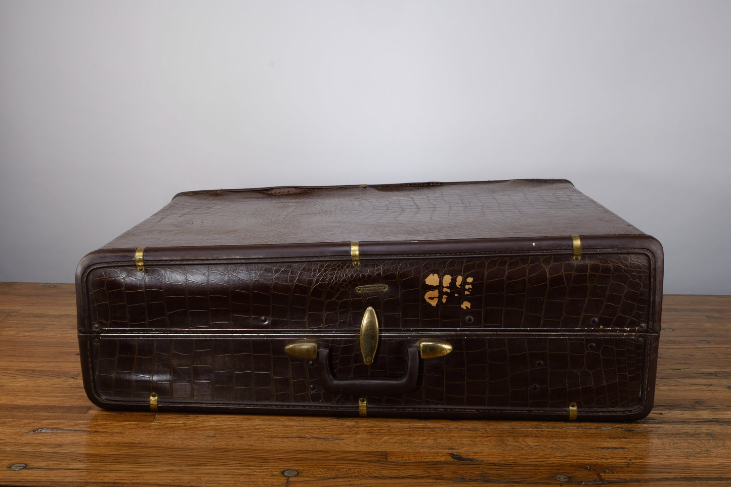 DARK BROWN SAMSONITE CROCODILE LEATHER LUGGAGE