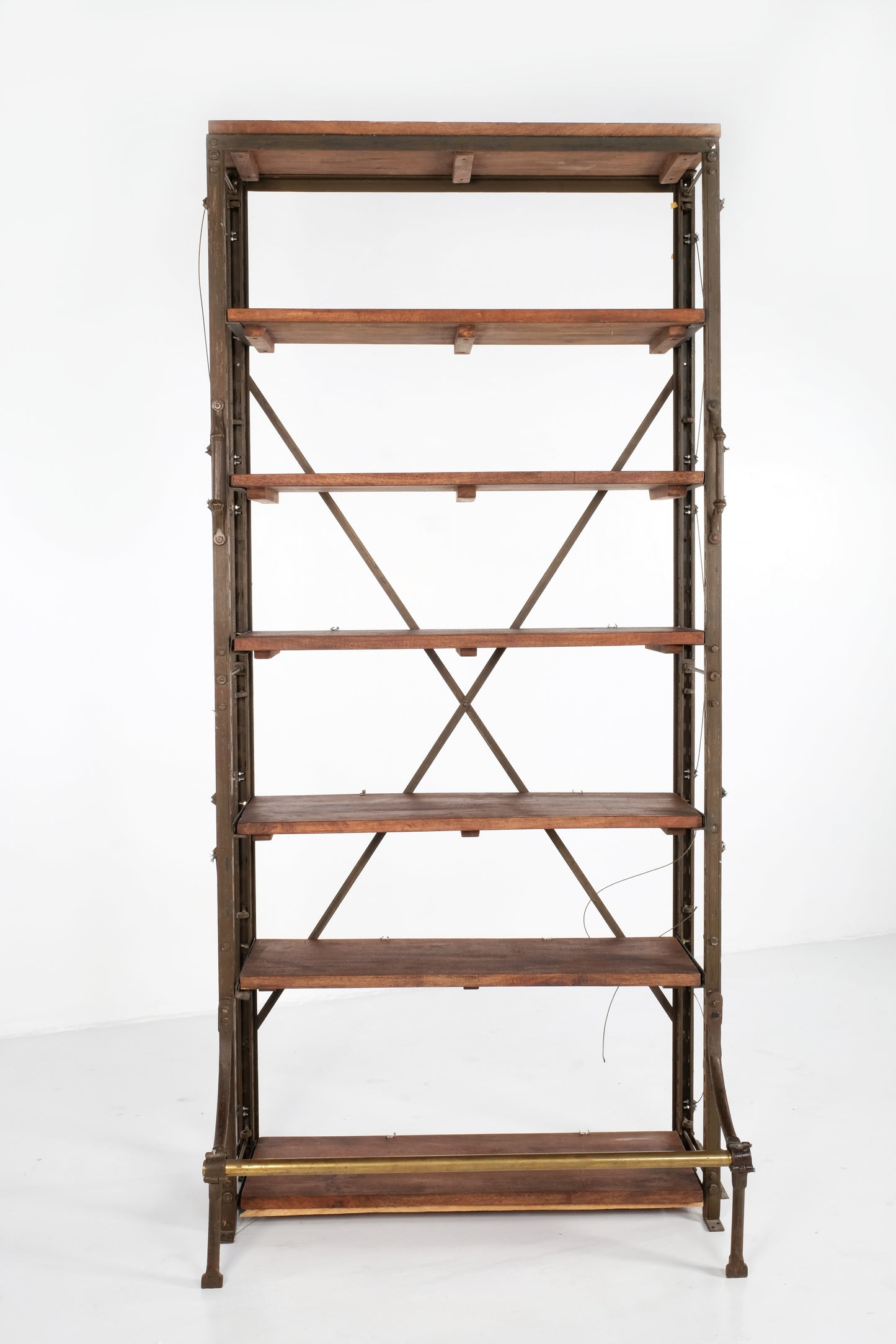 SINGLE SIZE VINTAGE SHELVING UNIT