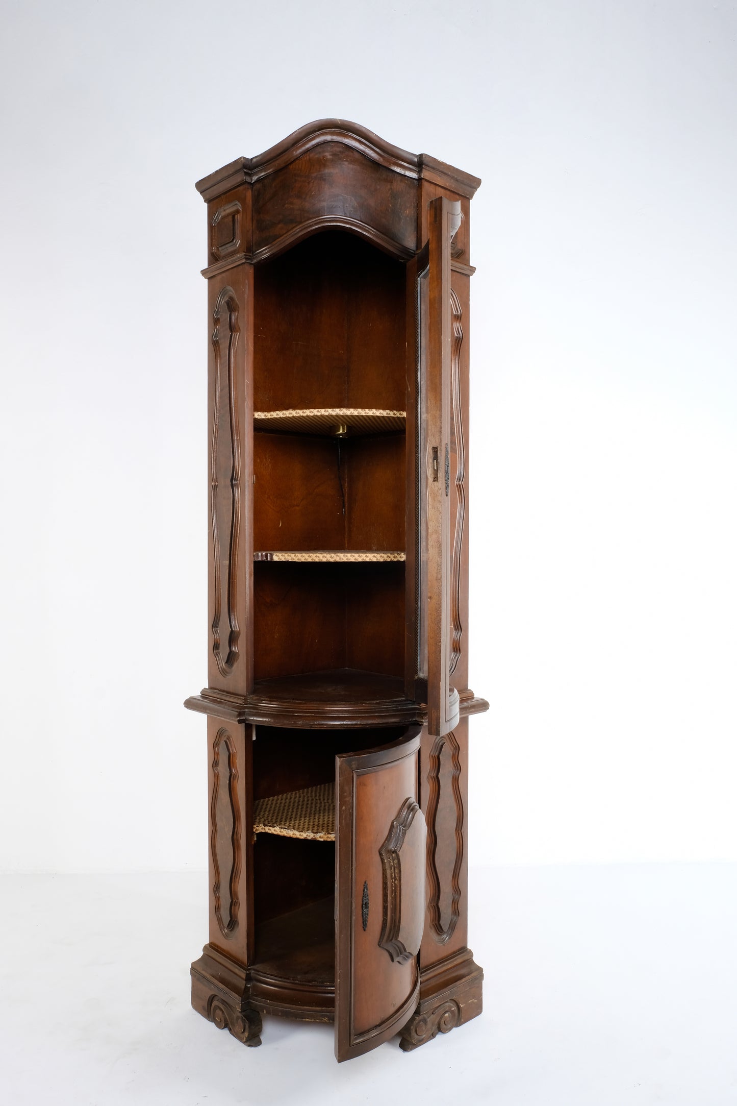 ANTIQUE CORNER FRENCH CABINET