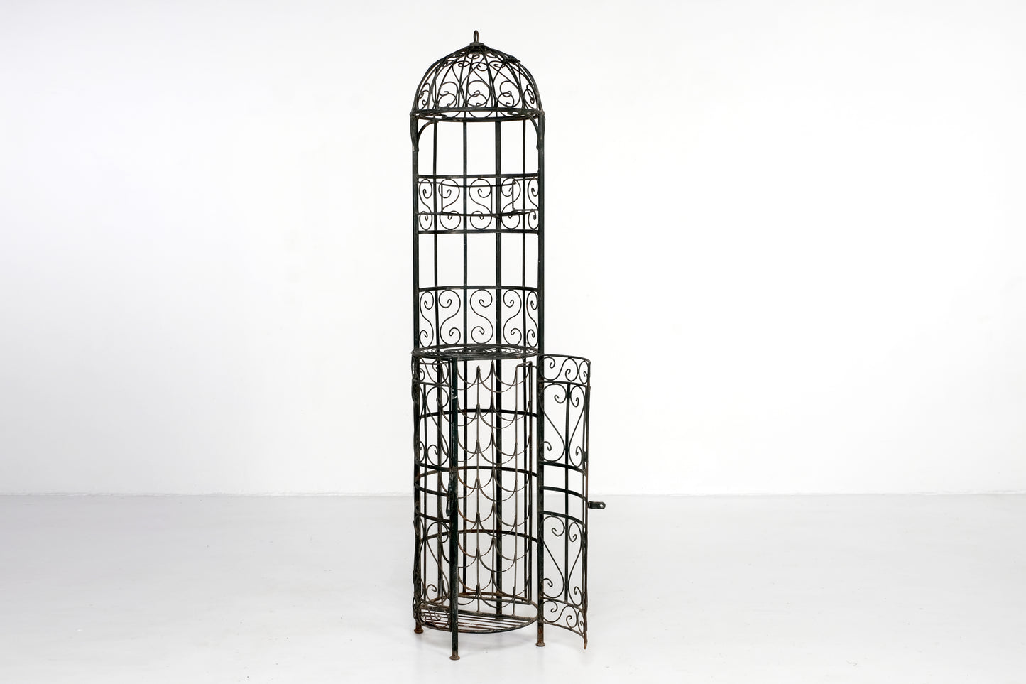VINTAGE WINE RACK