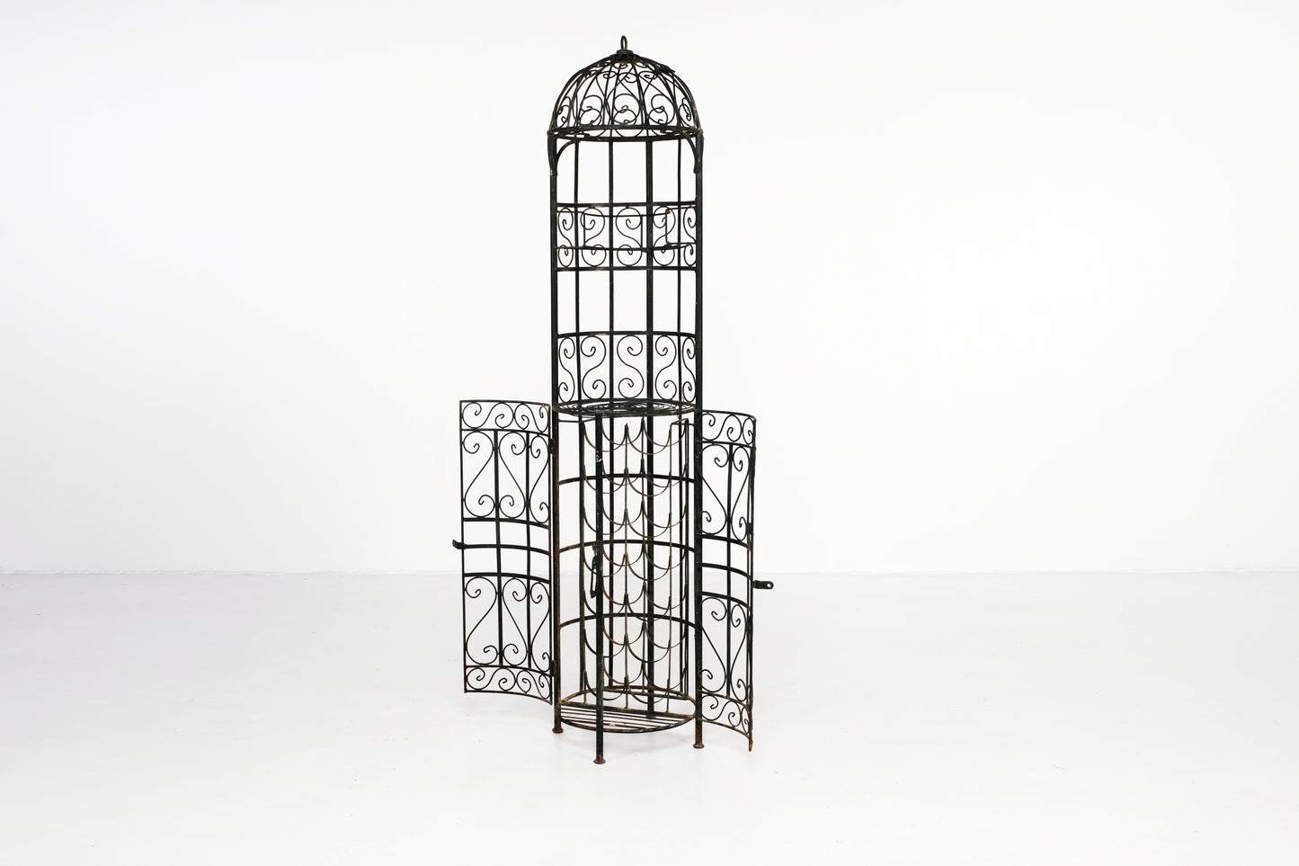 VINTAGE WINE RACK