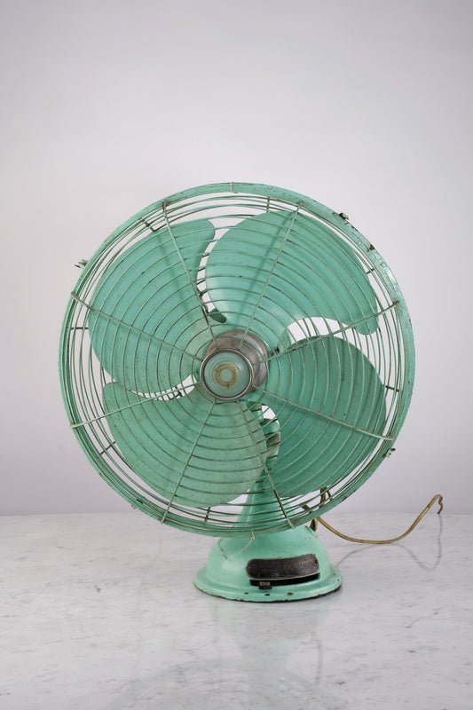 TATUNG VINTAGE INDUSTRIAL ELECTRIC DESK FAN