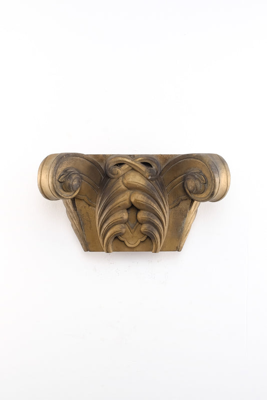 CLASSIC FEATHER PILASTER