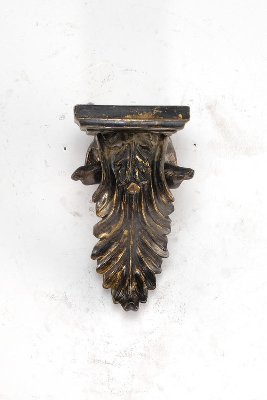 ENGLISH MAPLE CORBEL