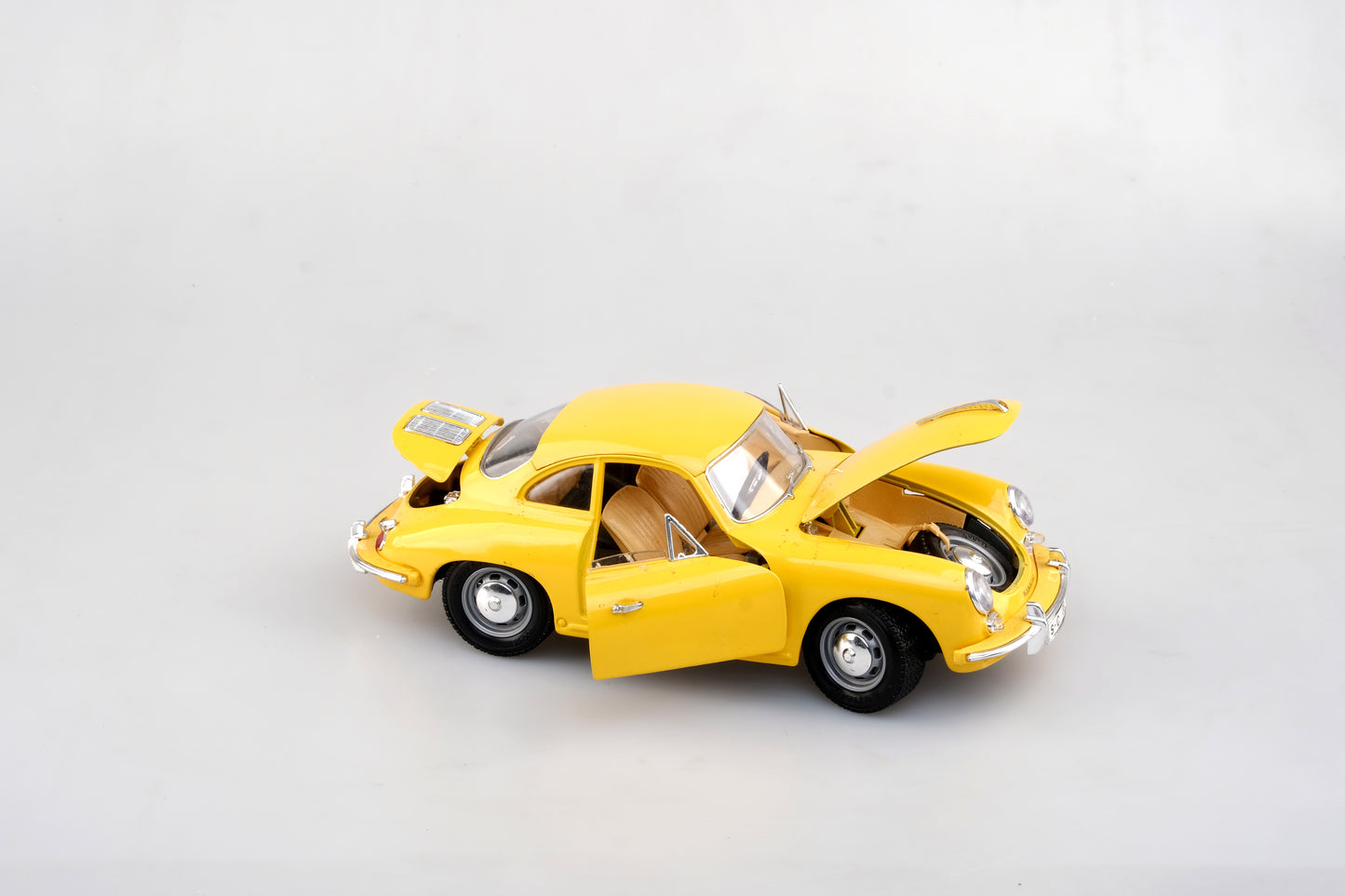 PORSCHE 356B YELLOW