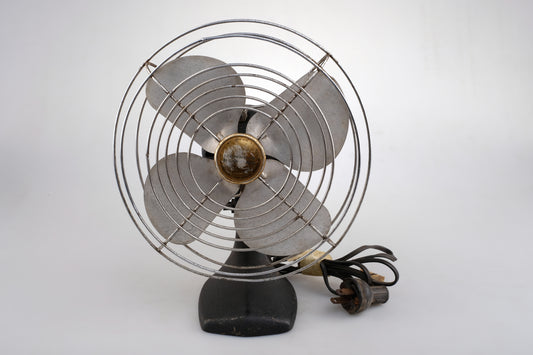 VINTAGE MANNING BOWMAN ELECTRIC FAN