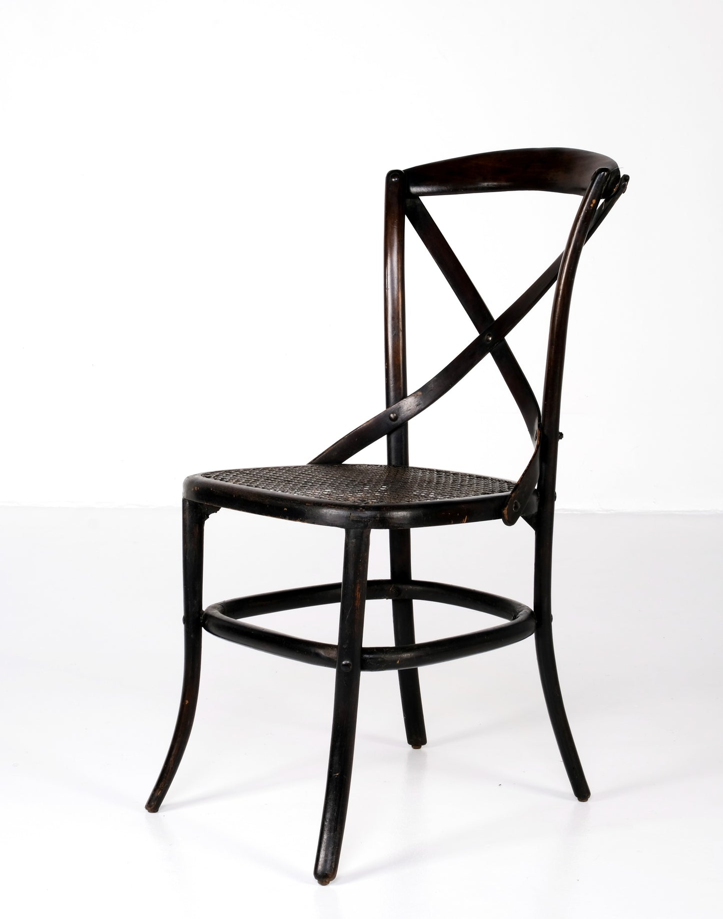 ANTIQUE PORTOBELLO CROSSBACK DINING CHAIR