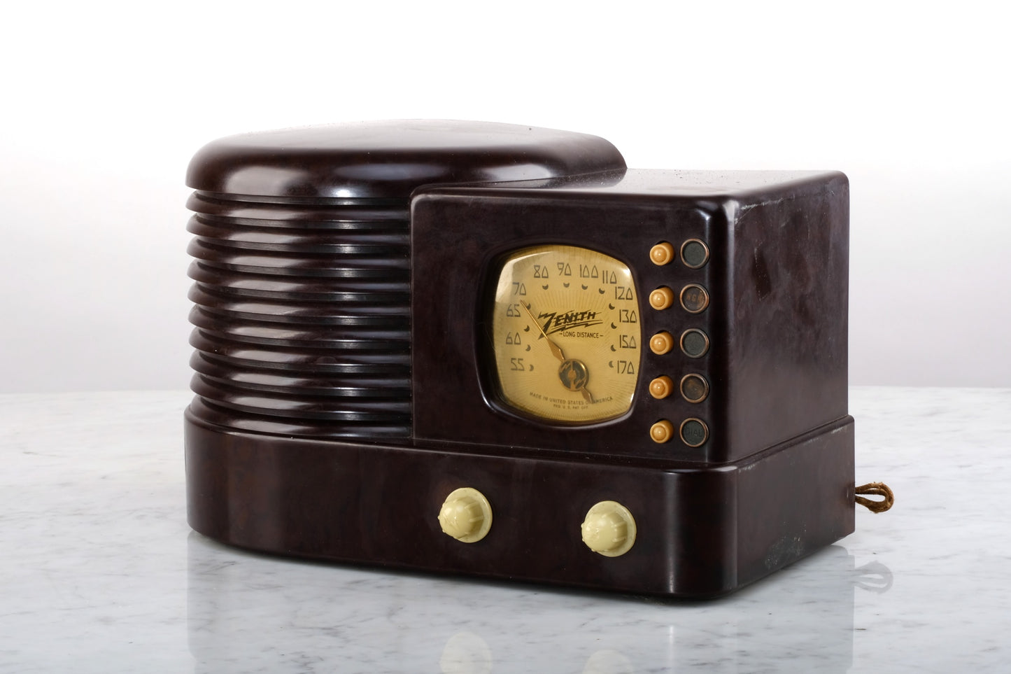 ART DECO ZENITH RADIO