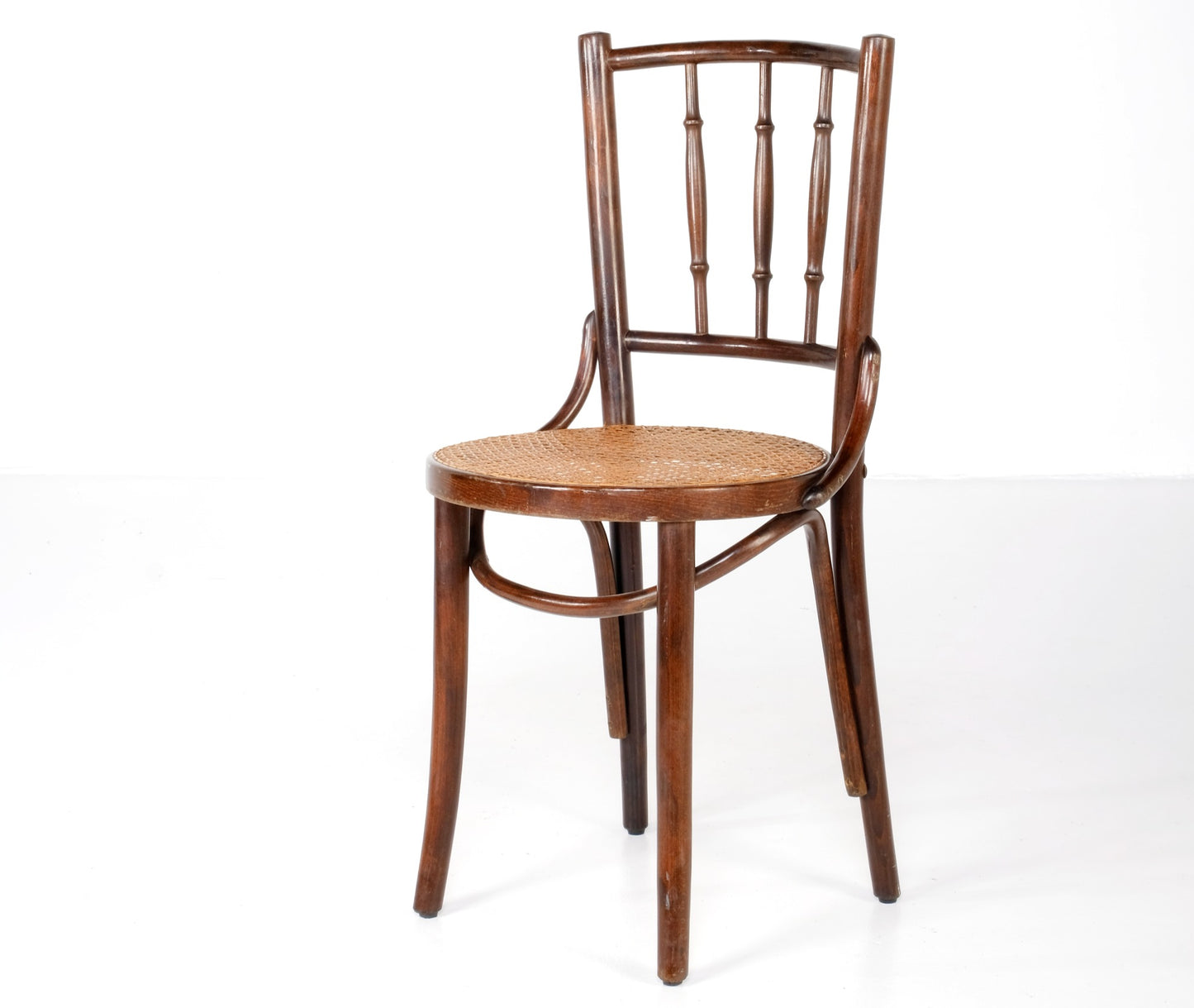 ANTIQUE RATTAN WINDSOR DINING CHAIR