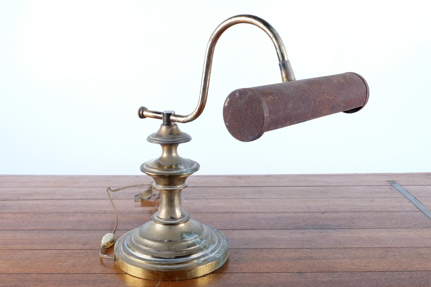 GERMAN ARCHED BACK BRASS TABLE LAMP