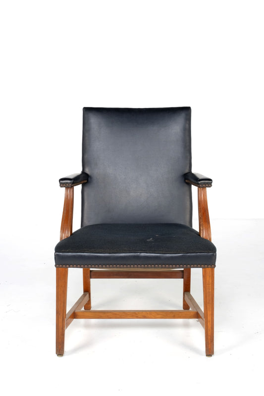 VINTAGE BLACK WOOD ARM OFFICE EXECUTIVE CHAIR