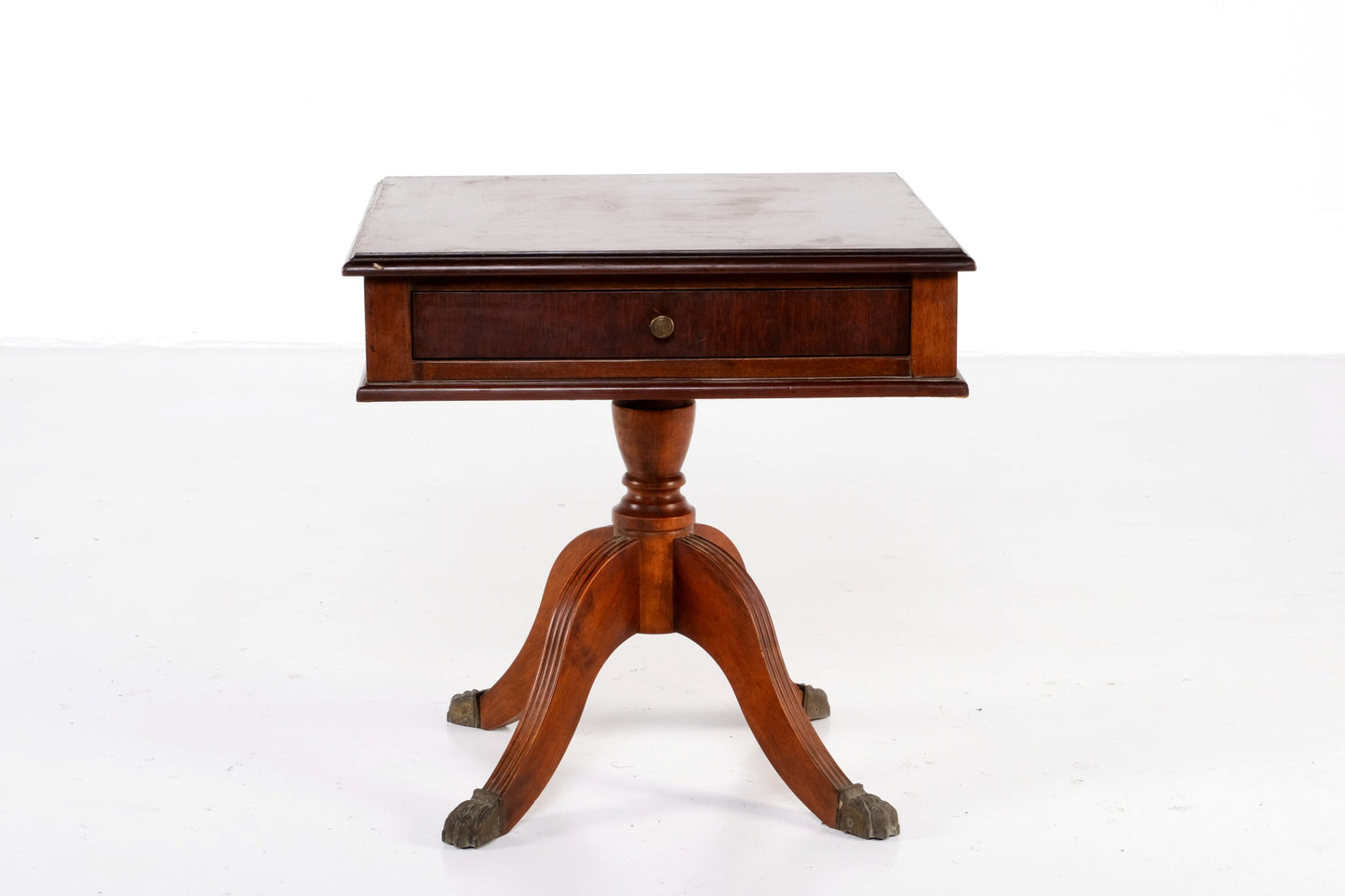 SPIDER CLAW LEG END TABLE
