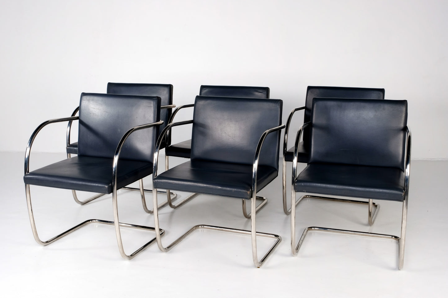 BLACK LEATHER OFFICE ARMCHAIRS