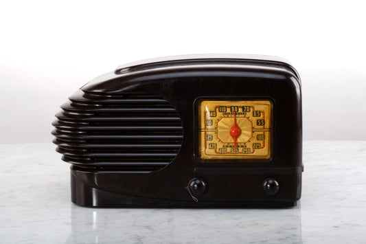 ART DECO AIR CASTLE RADIO