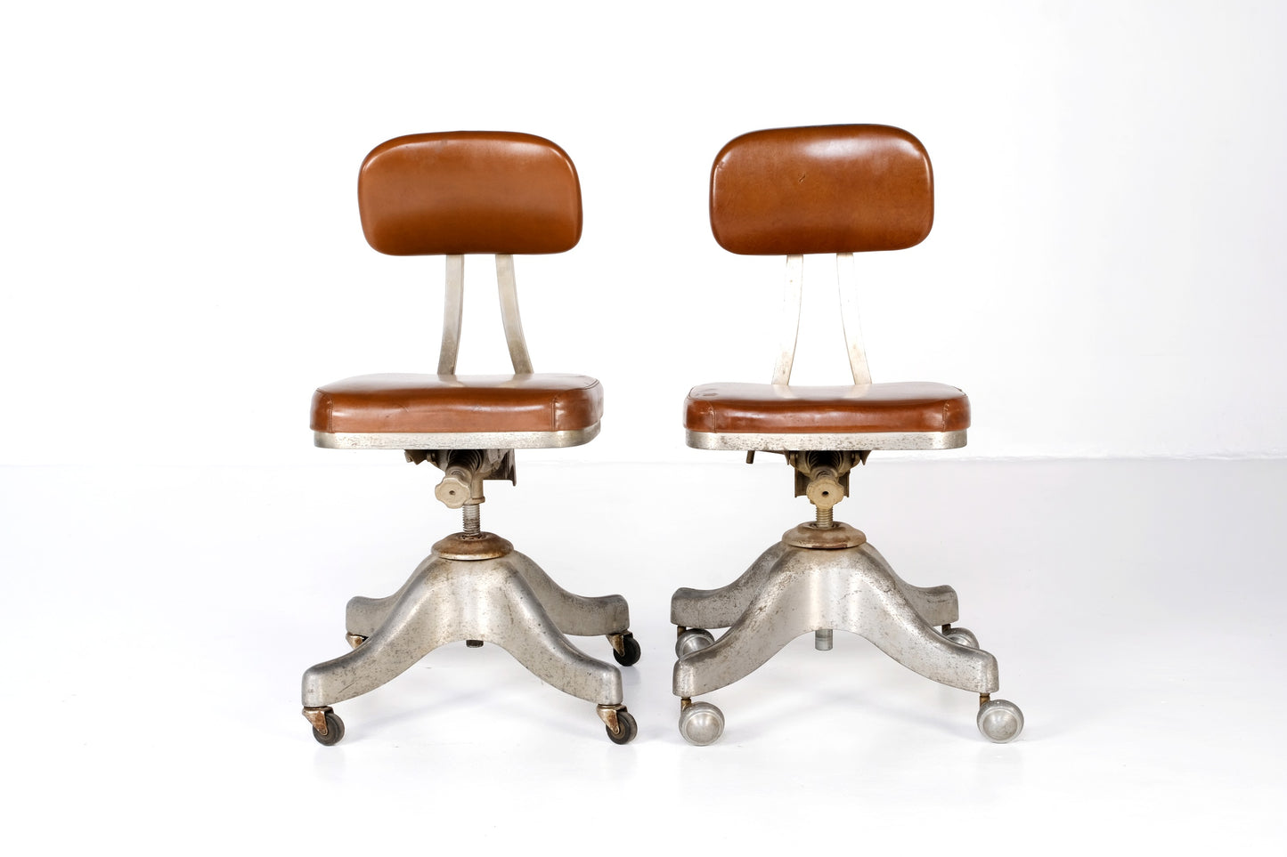 INDUSTRIAL OFFICE SWIVEL ARMLESS CHAIR BY: SHAW WALKER