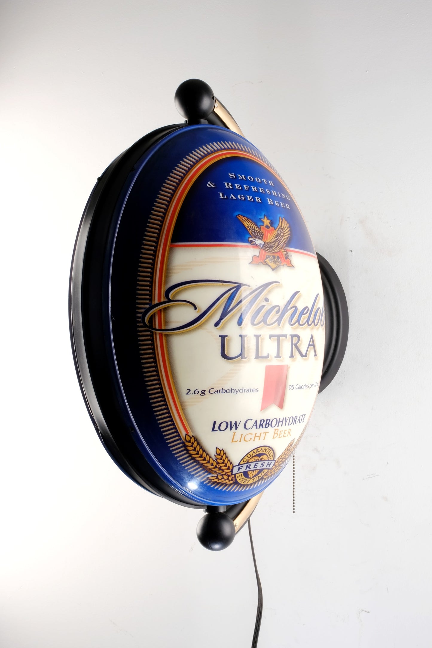 MICHELOB ULTRA LIGHT ELECTRONIC ROTATING BAR WALL LIGHT