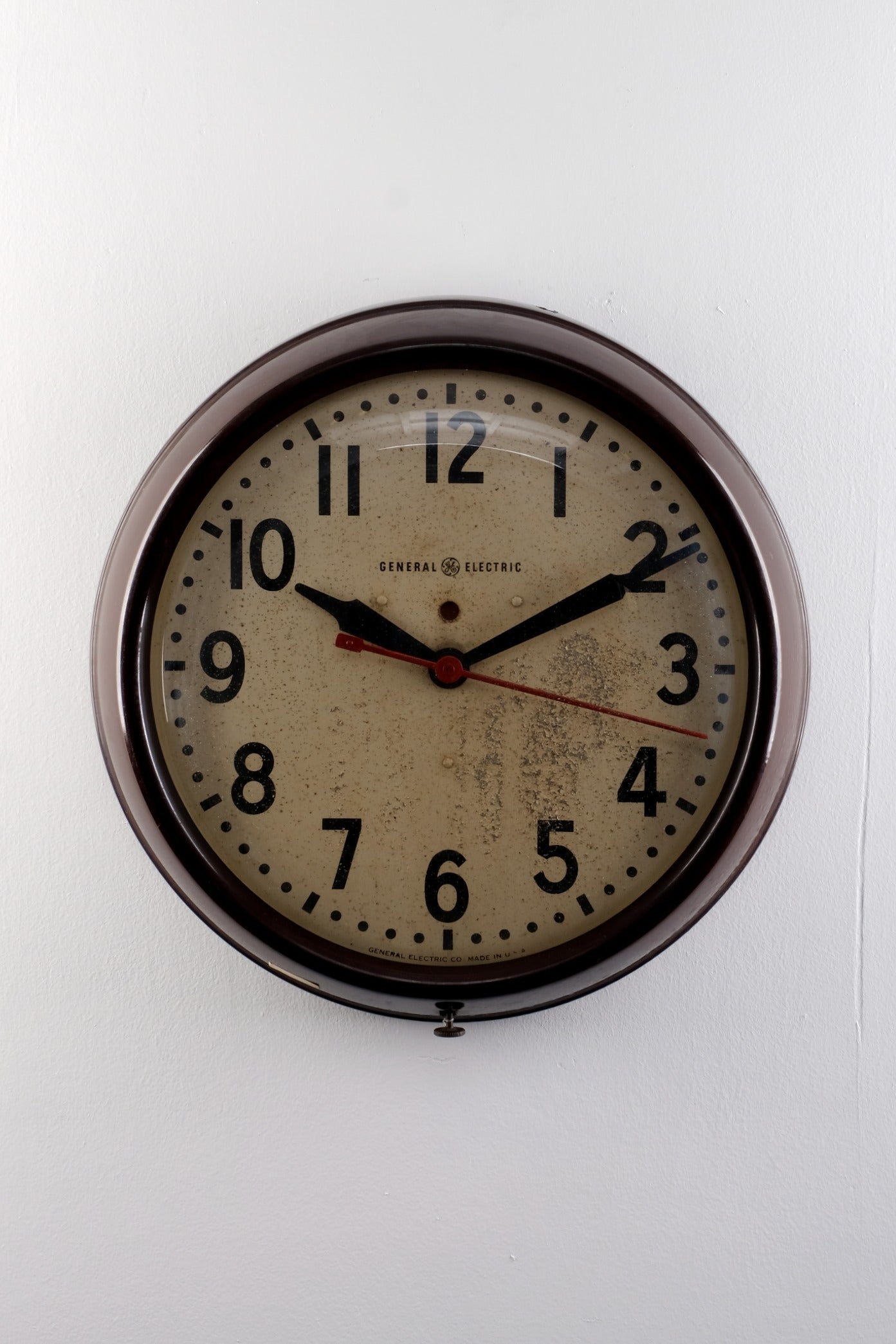 G.E Electric Industrial Art Deco Round Clock