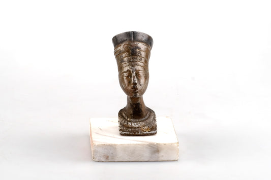 EGYPTIAN PHARAOH QUEEN NEFERITITI
