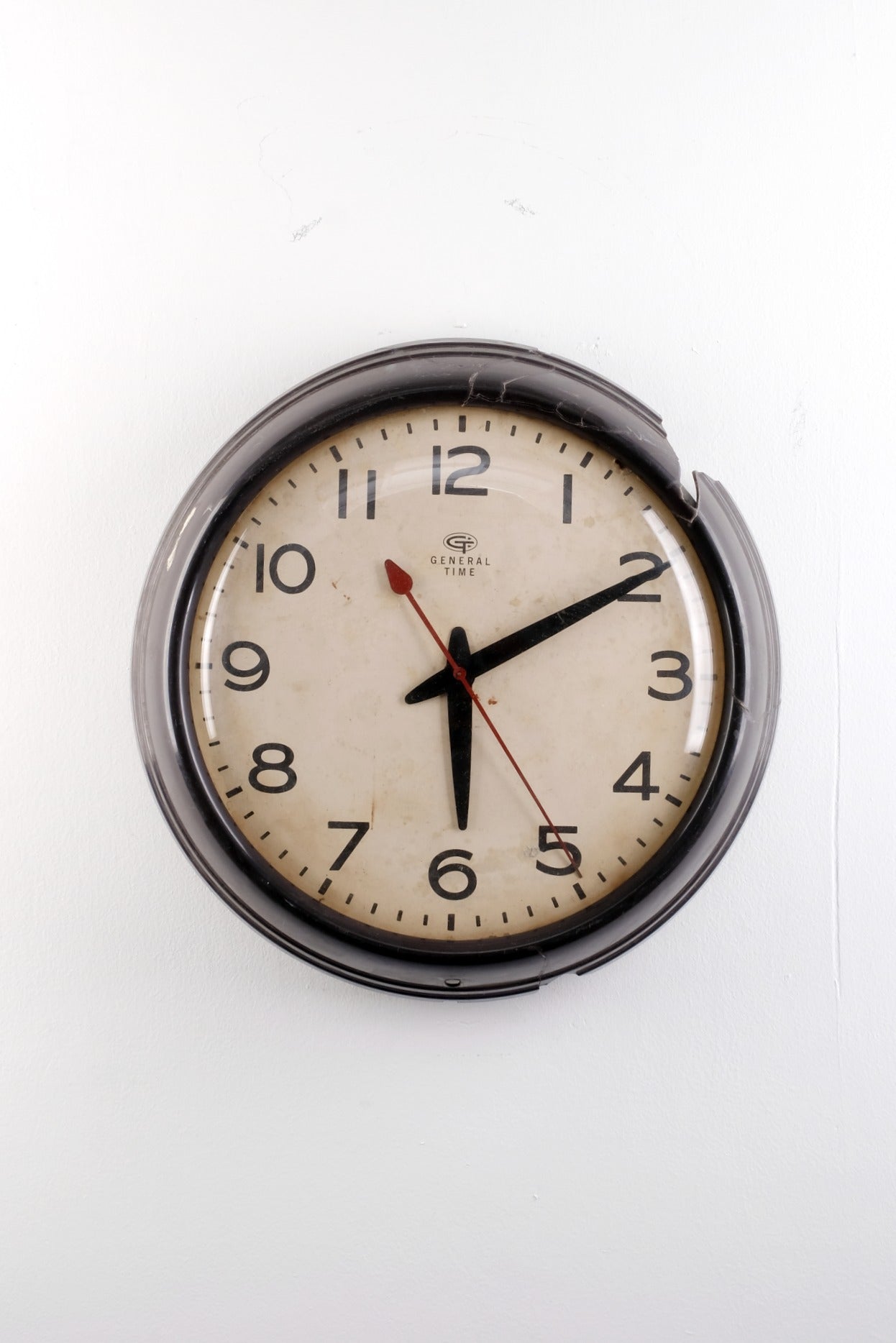 Art deco G.E General Electric Industrial Wall Clock