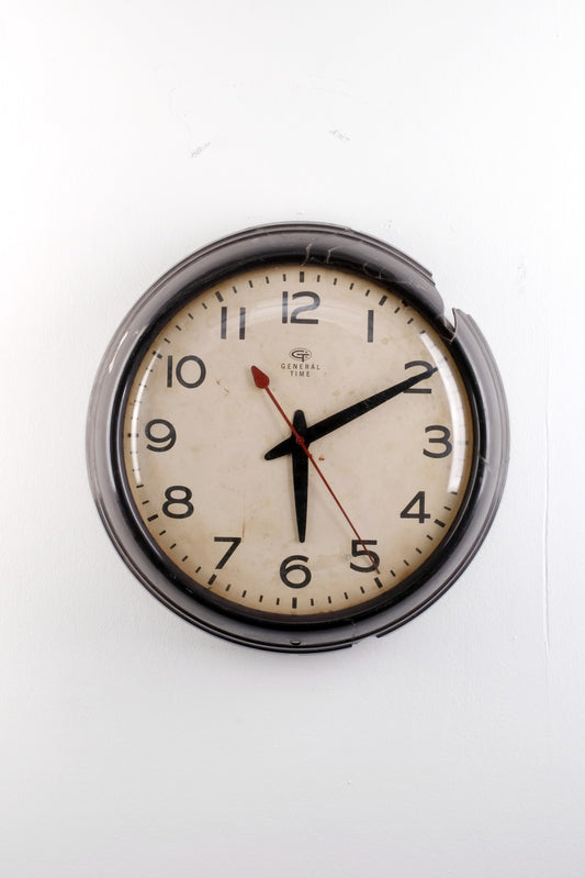 Art deco G.E General Electric Industrial Wall Clock