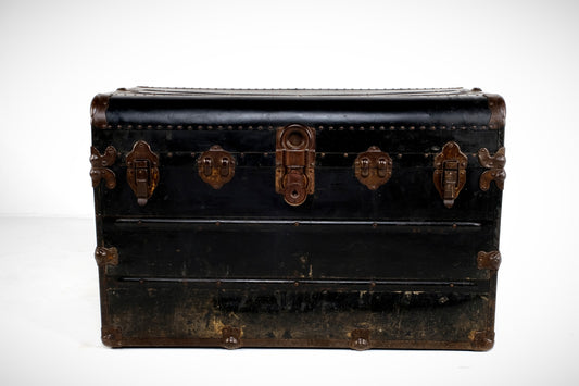 BLACK WOODEN STEAMER TRUNK/CHEST