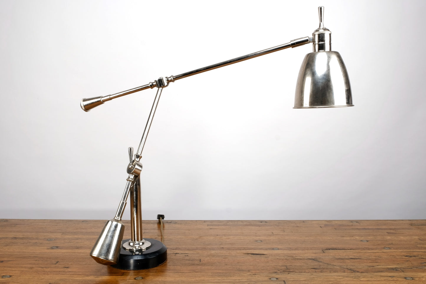 SILVER CHROME PLATED ADJUSTABLE TABLE LAMP