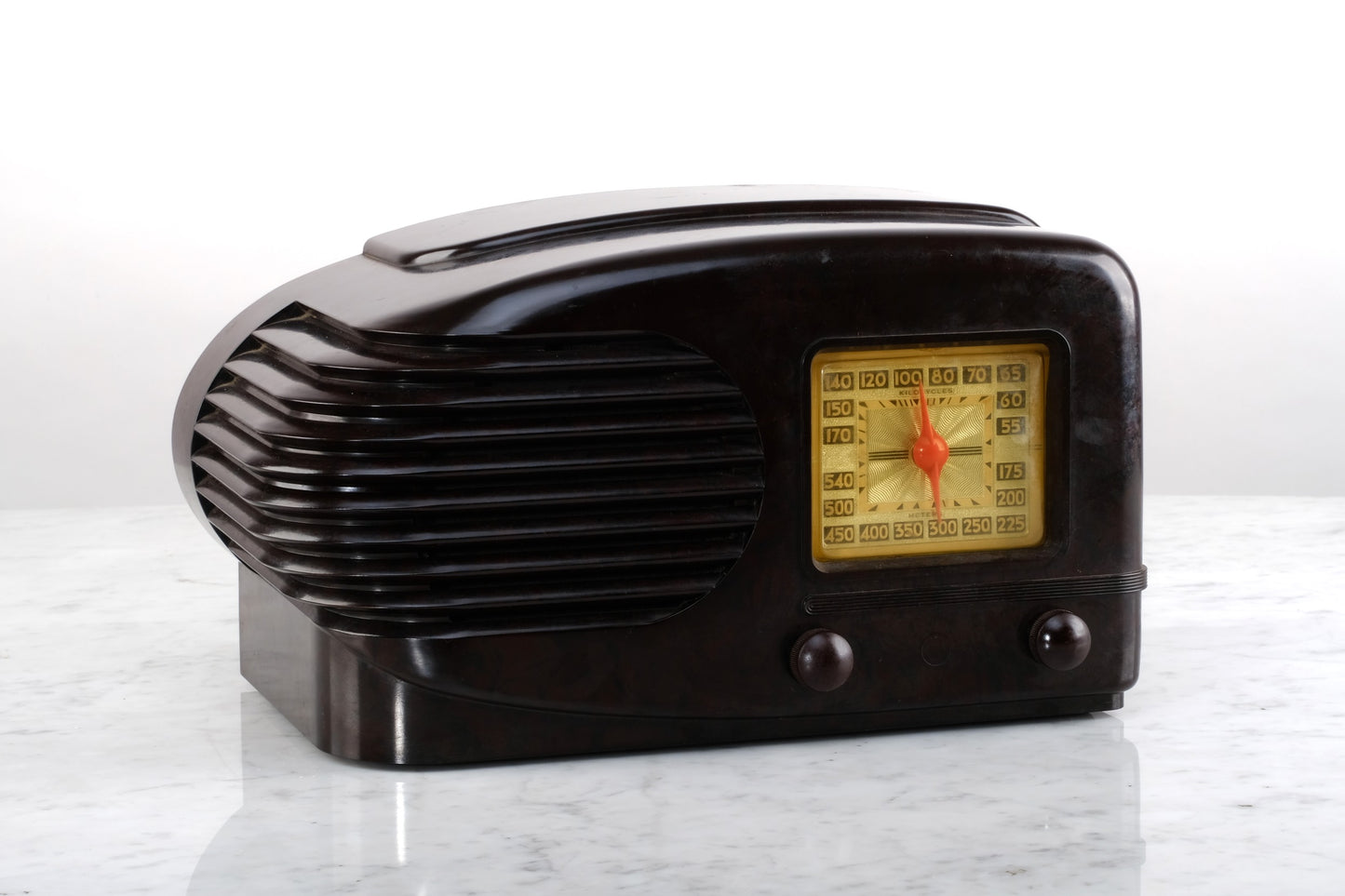 ART DECO CASTLE RADIO