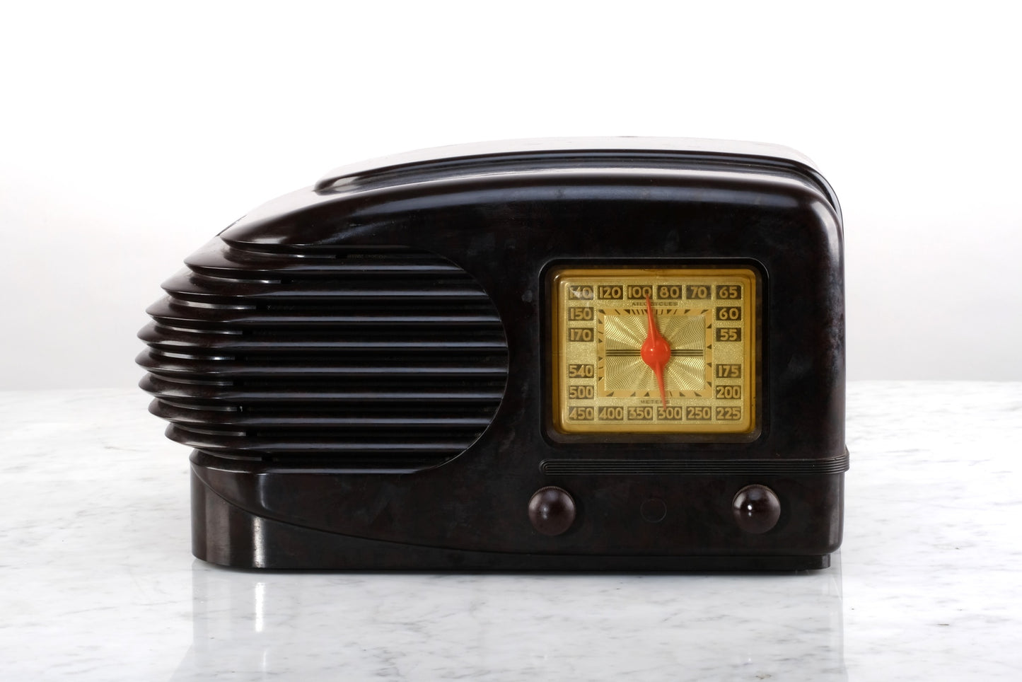 ART DECO CASTLE RADIO