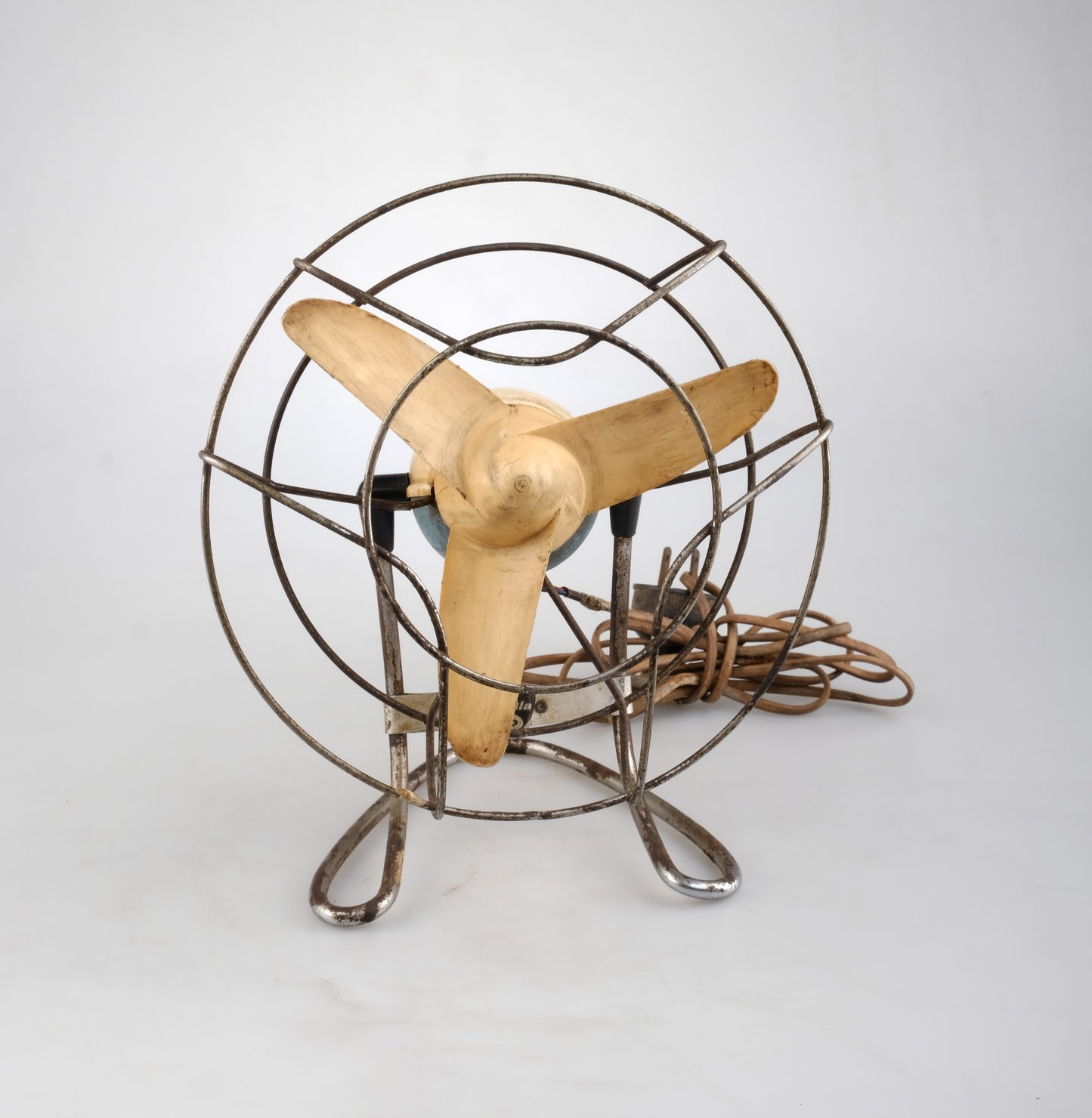 VINTAGE INDOLA ELECTRIC DESK FAN